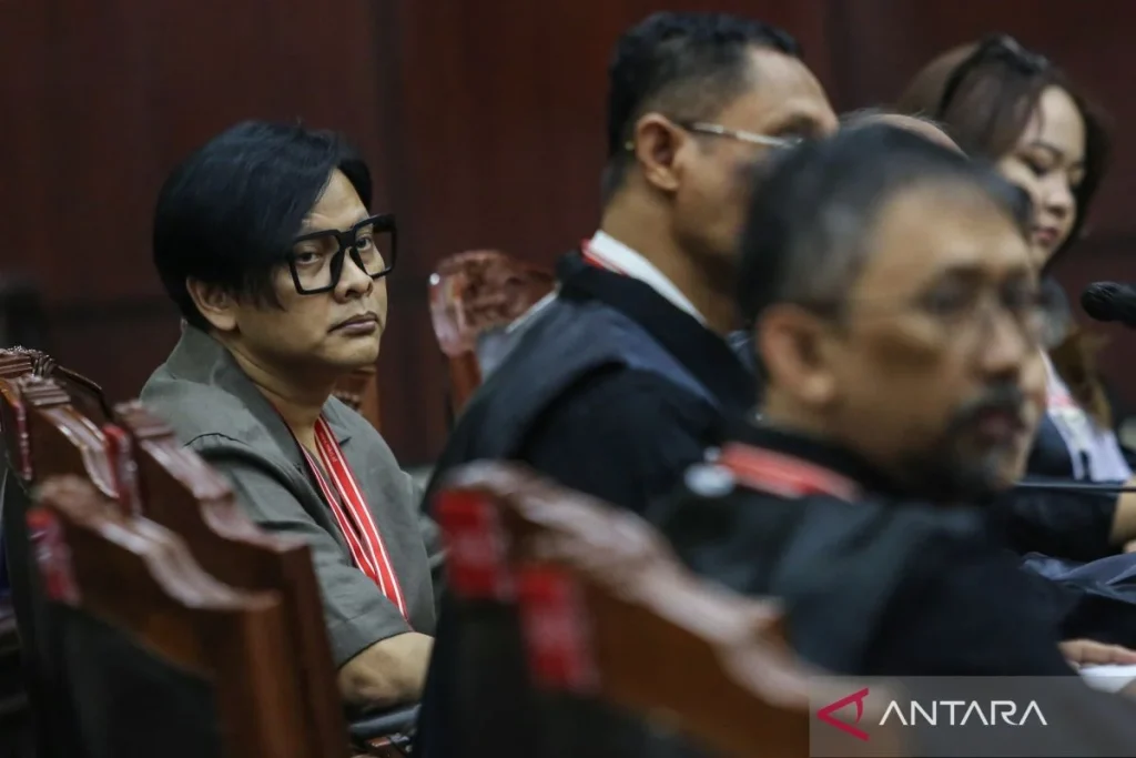 5 Berita Terpopuler: Heboh Kasus FHUI, Uji Materiil UU ASN tentang PPPK, dan Penjelasan Menteri Rini