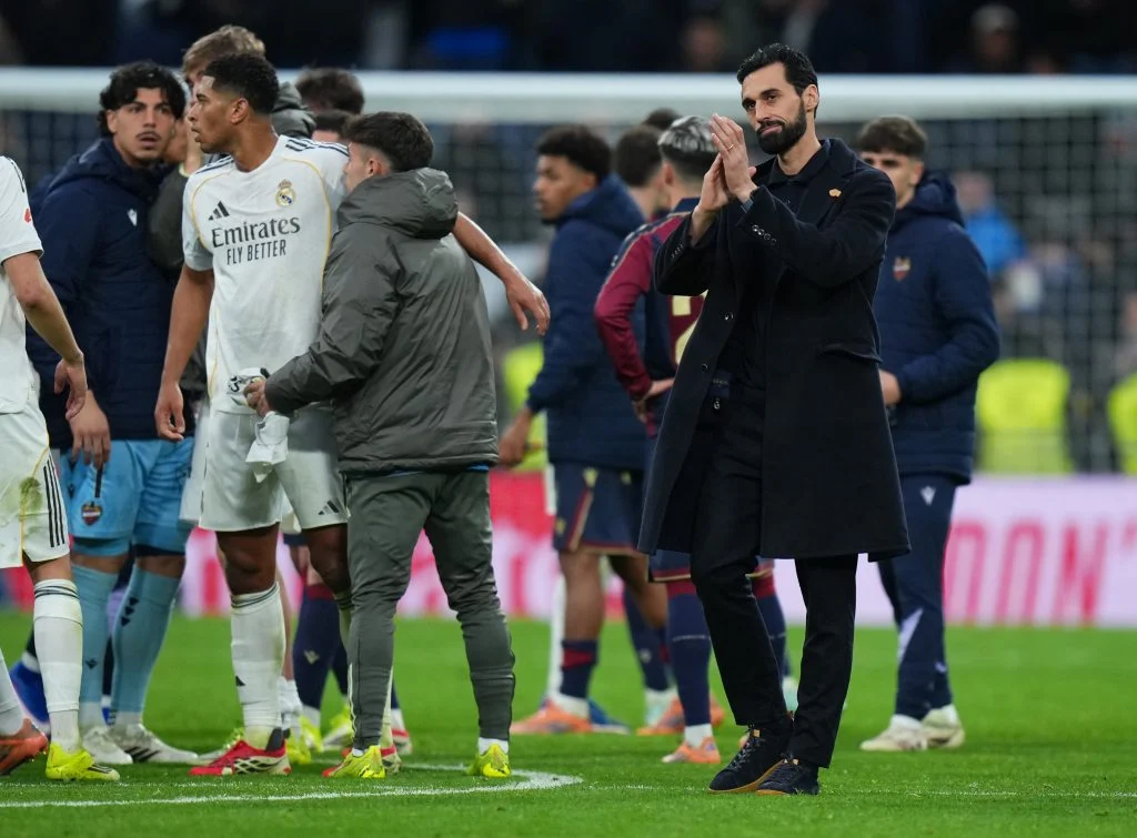 Arbeloa Sindir Ancelotti: Tekanan Menggelora di Real Madrid Menyebabkan Vinicius Junior Terpuruk