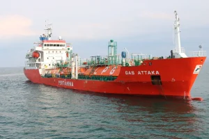 Armada Kapal LPG Pertamina MT Gas Attaka Sandar di Amurang, Perkuat Distribusi Energi di Tengah Tantangan Global