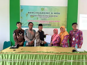 Bank Mantap dan UGM Tandatangani MoU, Perkuat Kolaborasi Pendidikan di Yogyakarta