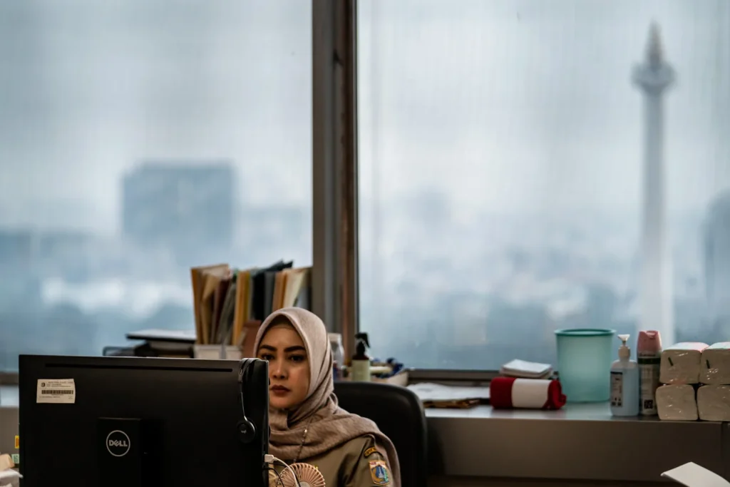 Beragam Kebijakan WFH untuk ASN: Perbedaan Aturan di Setiap Daerah Indonesia