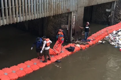 Bocah Tenggelam di Kali Ciliwung Ditemukan Tewas di Kaliadem, Jakarta Utara