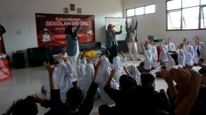 CyberHeroes Telkom Tingkatkan Literasi Keamanan Digital pada Ratusan Siswa Nasional
