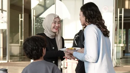 Dinda Hauw Beralih Jadi Produser di "Kupeluk Kamu Selamanya" Bersama Sean Galael