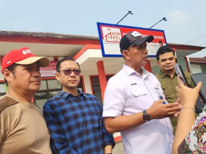 Dirut BULOG Sidak Pasar Jakarta Pastikan Stok Minyakita Tetap Aman