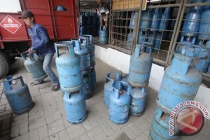 Harga Gas 12 Kg Naik, Warga Keluhkan Dampak pada Pengeluaran Harian
