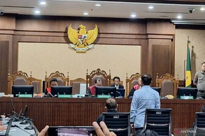 Ibam Dituduh Korupsi Chromebook, JPU Minta 15 Tahun Penjara dan Denda Rp1 Miliar