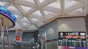 IHSG Dibuka Melemah ke 7.551, Investor Pantau Arah Kebijakan Suku Bunga