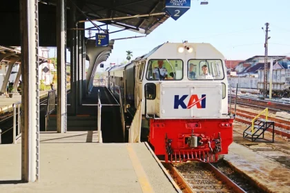 Investasi Rp 1,05 Triliun PT KAI Perkuat Angkutan Barang di Sumatera dengan 1.125 Gerbong Datar Lokal