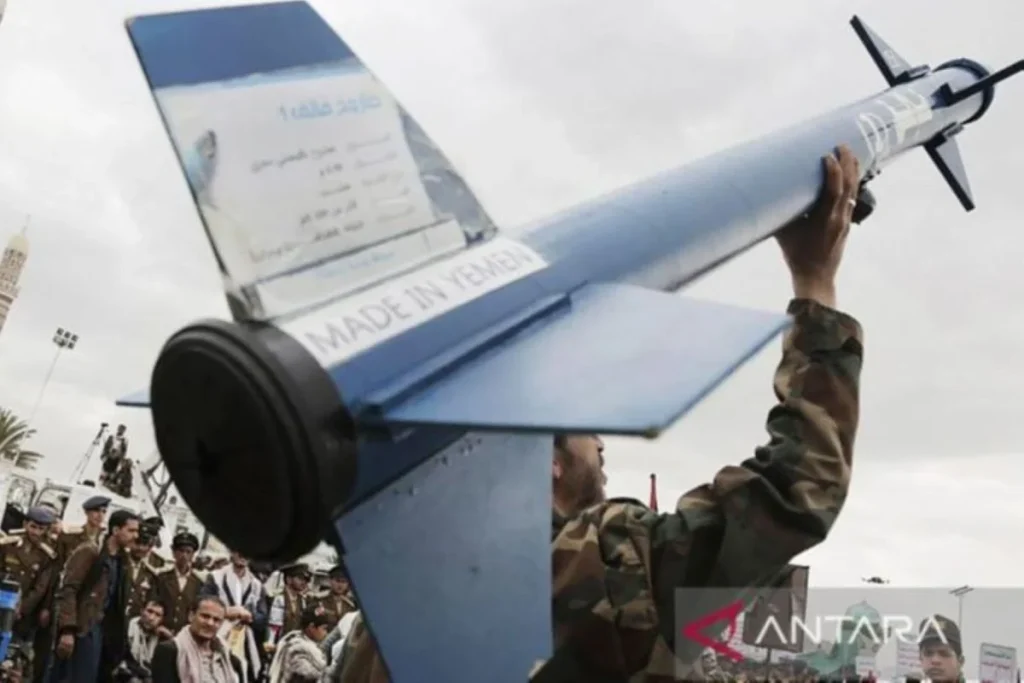 Iran, Houthi, dan Hizbullah Serentak Luncurkan Rudal ke Israel sejak Pagi Ini