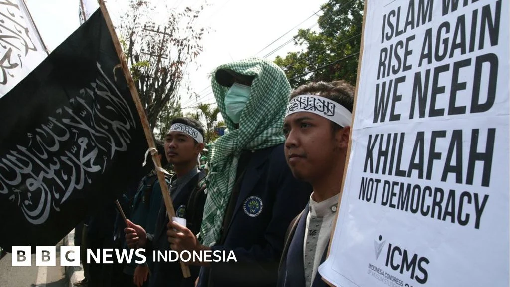 Irioni Penguasaan Tanah Negara oleh Ormas di Indonesia: Dampak, Kontroversi, dan Solusi