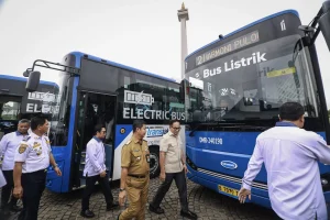 Jakarta Targetkan Pemotongan Emisi 50% pada 2030 Lewat Kendaraan Listrik