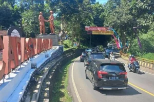 Jalur Cadas Pangeran di Sumedang Sudah Bisa Dilalui Usai Longsor, Jalan Raya Nasional Dibuka Kembali