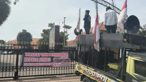 Kadis ESDM Jatim Ditangkap di Bandara Saat Perjalanan Dinas: Kasus Pungli Perizinan Tambang dan Air Tanah