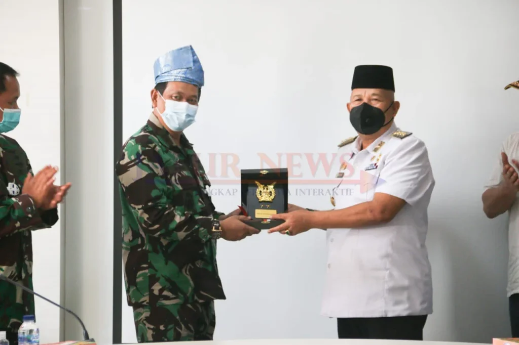 Kalbe Farma dan TNI AU Meriahkan Semarak Dirgantara 2026 dengan Kegiatan Sosial di Kendari