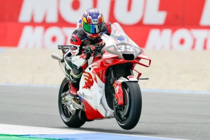 Kecelakaan Fatal Somkiat Chantra di FP3 WSBK Assen, Balapan Terpaksa Dihentikan