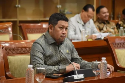 Kejagung Tangkap Ketua Ombudsman Hery Susanto, DPR Soroti Perintah Prabowo Berantas Korupsi Tambang