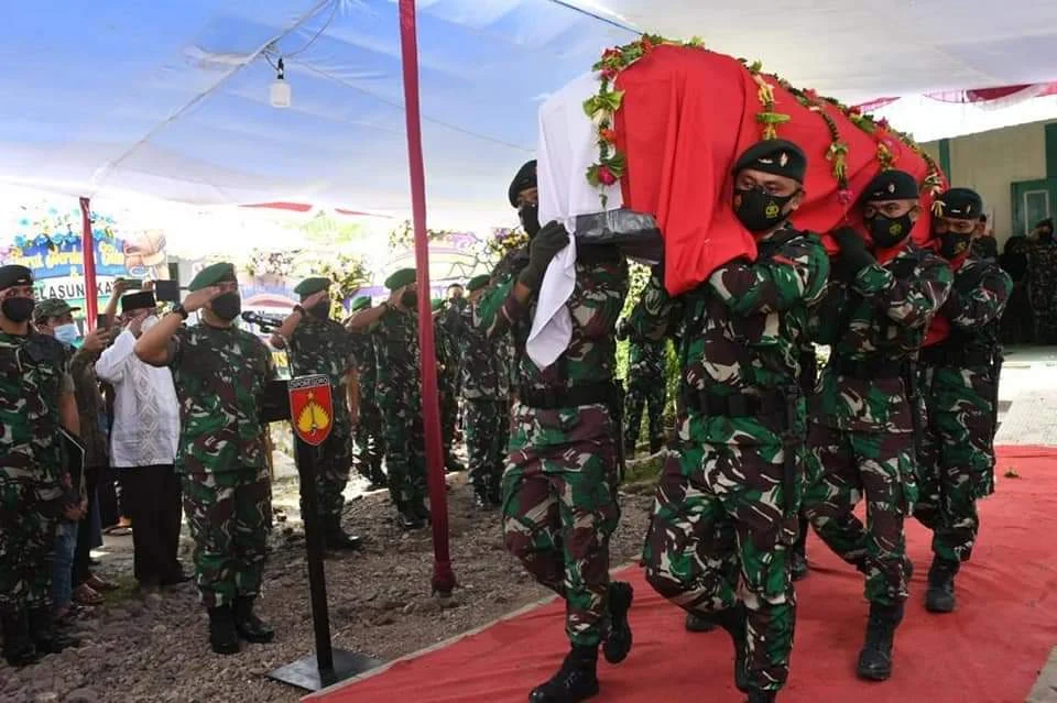Kepala Staf Angkatan Darat Pimpin Upacara Pemakaman Tiga Prajurit TNI yang Gugur di Lebanon