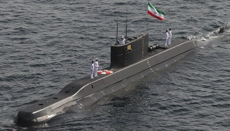 Keunggulan Kapal Selam Mini Ghadir Iran di Selat Hormuz: Faktor Penentu dalam Konflik Iran-Israel