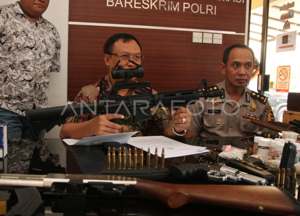 Ki Bedil Ditangkap Bareskrim Polri Usai 20 Tahun Merakit dan Menjual Senjata Ilegal di Jawa Barat
