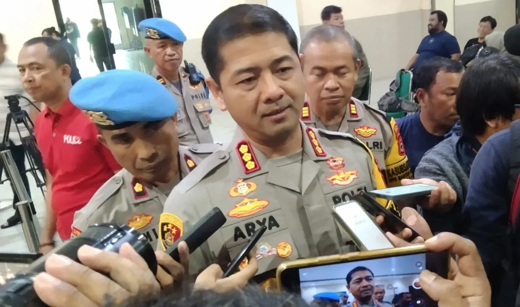 Kombes Arya Perdana Ungkap Pemicu Bentrokan Mahasiswa dan Ojol di Kampus UMI Makassar