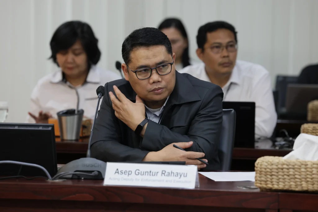 KPK Amankan 16 Orang dalam OTT di Tulungagung, Termasuk Bupati Gatut Sunu