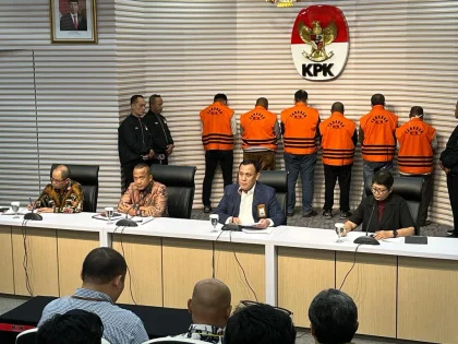 KPK Gencar Tangkap 16 Orang di Tulungagung, Termasuk Bupati Gatut Sunu Wibowo