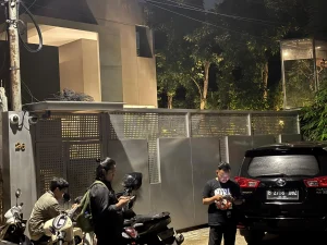 KPK Lakukan Penggeledahan di Rumah Kepala Diskominfo Madiun, Noor Aflah, dalam Rangka Penyidikan Kasus Korupsi