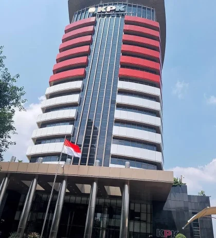 KPK Periksa Direktur Utama PT Qualita Indonesia Terkait Dugaan Korupsi Pengadaan EDC