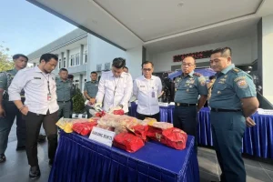 Kubu Jusuf Kalla Serahkan Tiga Video Bukti, Laporkan Rismon Sianipar dan Empat Kanal YouTube ke Bareskrim