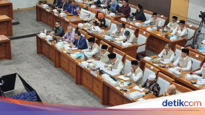 Menhaj Hentikan Sementara Rapat Wacana War Ticket Haji: Ini Alasannya
