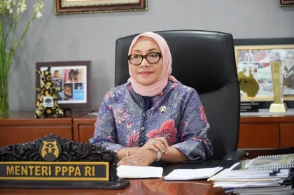 Menteri PPPA Arifah Fauzi Minta Maaf atas Usul Pindah Gerbong Wanita KRL ke Tengah