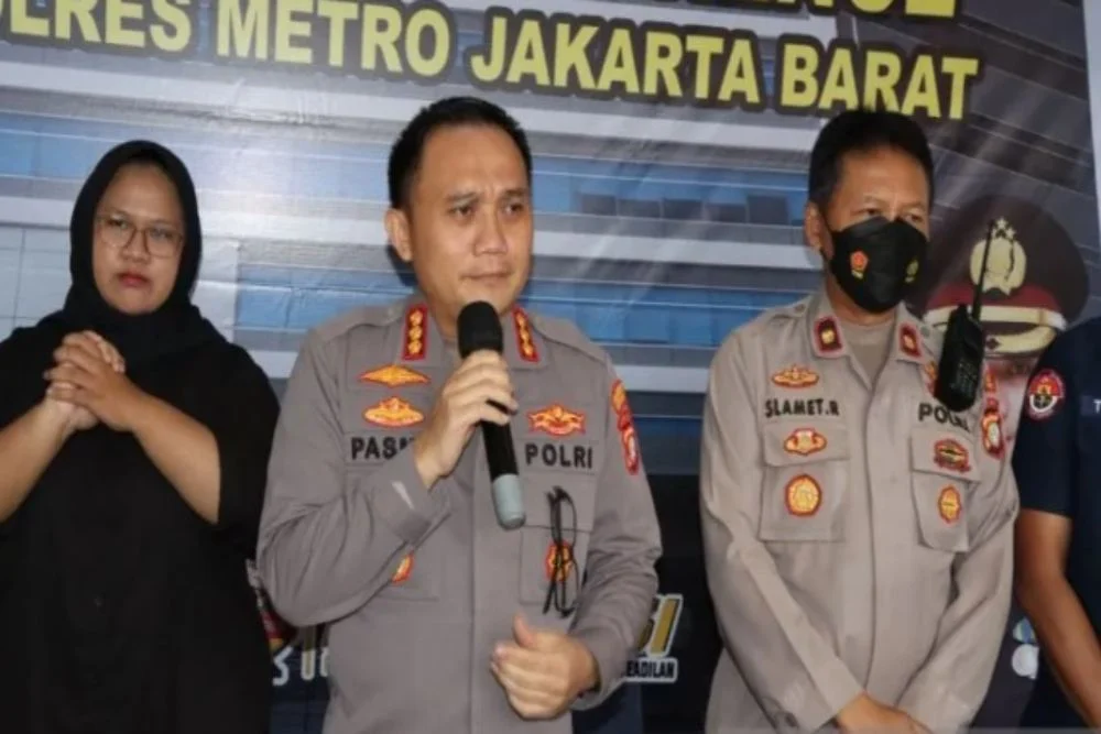 Penggerebek Mobil Sipil di Jakarta Barat: Polisi Diperiksa Propam atas Dugaan Narkoba