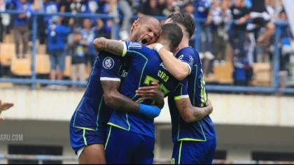 Persib vs Arema: Maung Bandung Dihantui Rekor Tak Terkalahkan Singo Edan