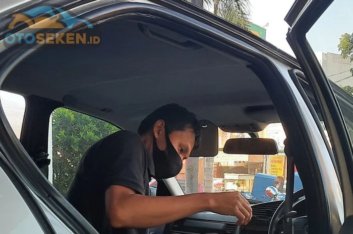 Plafon Mobil Eropa Mudah Turun di Indonesia: Penyebab, Risiko, dan Estimasi Biaya Perbaikan