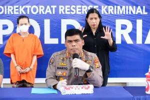 Polda Riau Tangkap Dokter Gadungan Jenny, Korban Wajah Rusak Berjumlah Puluhan