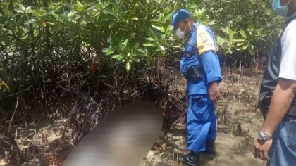 Pria Bawa Kerangka Jasad Kakaknya 3 km ke Bank di Odisha, India Geger Publik