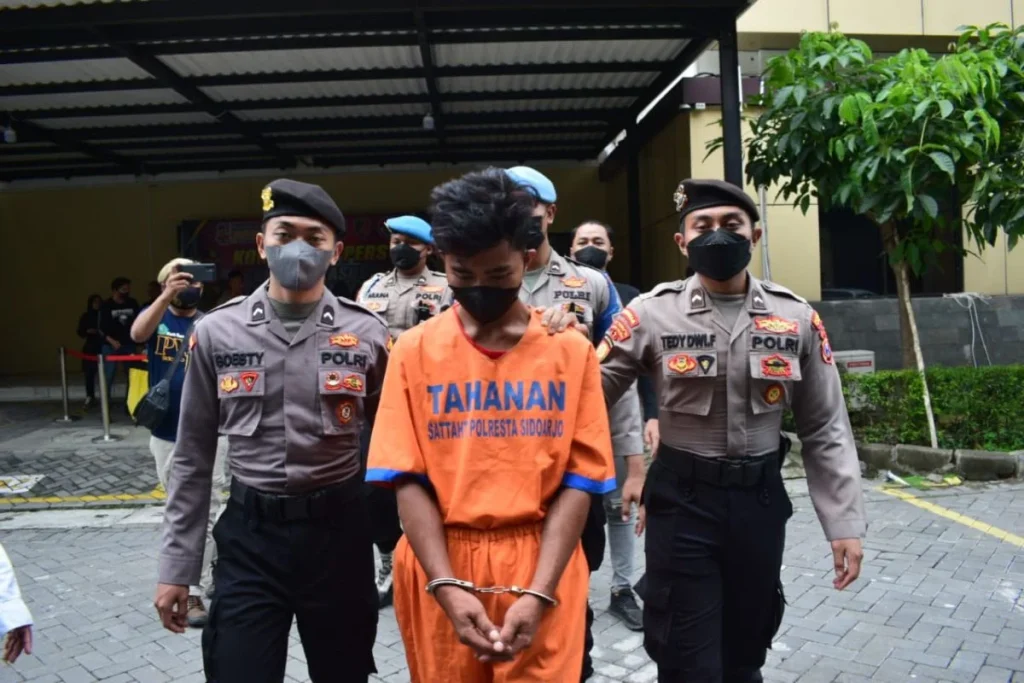 PRT Benhil Lompat dari Kamar Kos, Polisi Ungkap Tangan Pecah Saat Jatuh