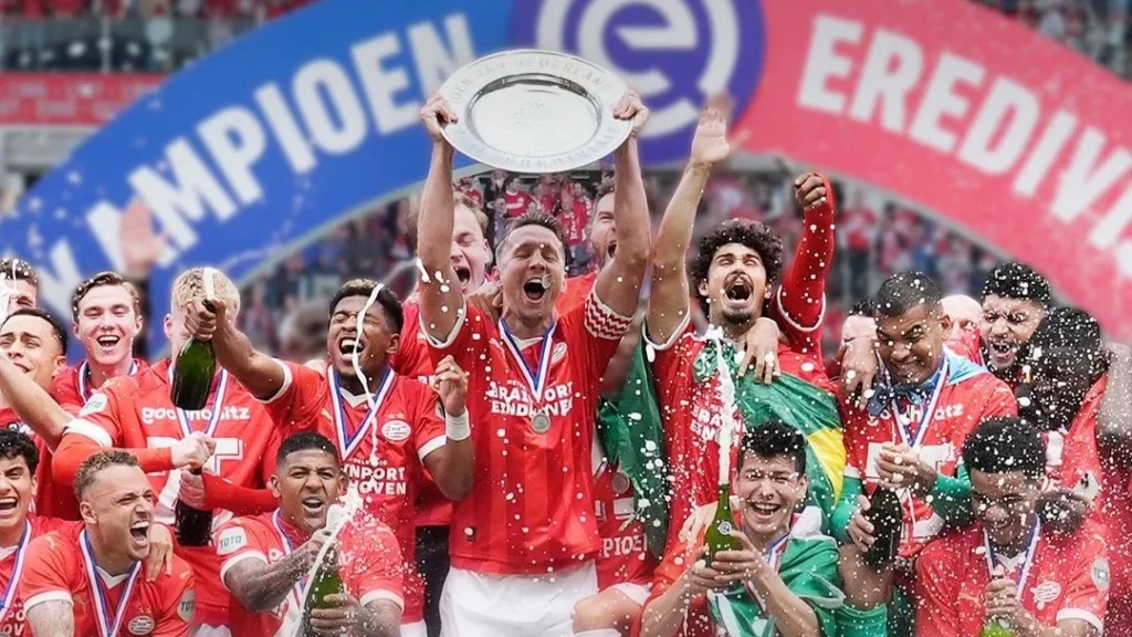 PSV Eindhoven Raih Gelar Juara Liga Belanda Tiga Kali Berturut-turut Berkat Dukungan Mantan Klub Mauro Zijlstra