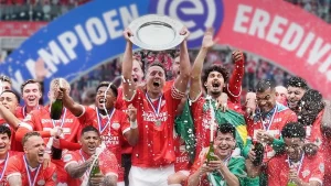 PSV Eindhoven Raih Gelar Juara Liga Belanda Tiga Kali Berturut-turut Berkat Dukungan Mantan Klub Mauro Zijlstra