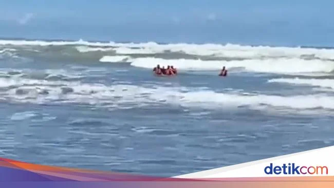 Remaja Hilang Terseret Arus Saat Surfing Parangtritis, SOP Tidak Diterapkan
