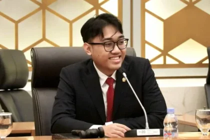 Revisi UU Sisdiknas Dorong Wajib Belajar 13 Tahun, Tantangan Keuangan Daerah Jadi Fokus Utama