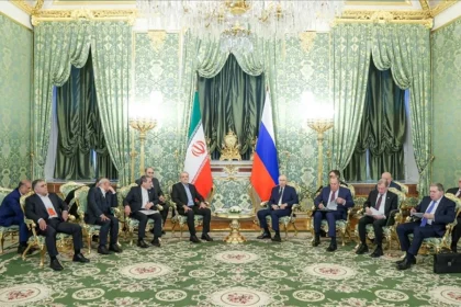 Rusia Tetap Buka Pintu untuk Uranium Iran, Sementara AS Menolak