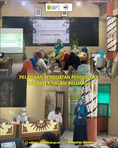 Rustini Muhaimin Serukan Penguatan Pendidikan Karakter Keluarga di Hari Kartini Surabaya