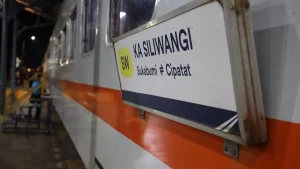 Rute KA Siliwangi Dihentikan Sementara KAI Akibat Gogosan: Dampak pada Penumpang dan Operasi