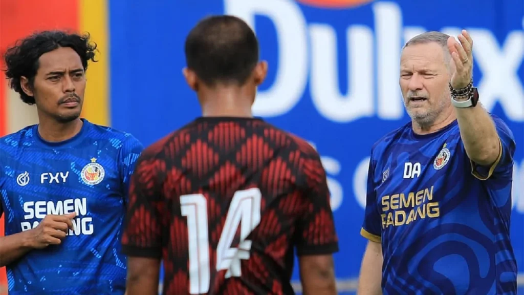 Semen Padang Terpuruk: Tiga Kekalahan Beruntun Bawa Klub ke Zona Degradasi Setelah Kalah 0-2 dari Persijap