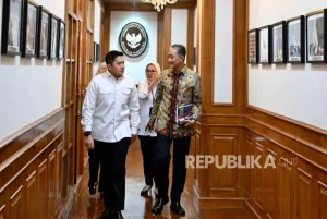 Seskab Teddy Indra Wijaya Sambut Penggeledahan Kementerian PU: "Silakan Geledah"