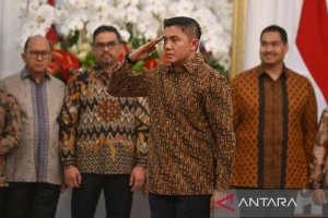 Seskab Teddy Pastikan Pemerintahan Prabowo Tetap Stabil di Tengah Gejolak Timur Tengah