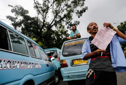 Sopir Angkot Dibakar Rekan Kerja di Tanah Abang, Luka Bakar 40%