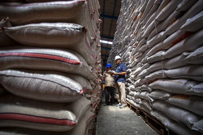 Stok Beras Bulog Capai Rekor 5 Juta Ton, Amran Janjikan Keamanan Pangan 11 Bulan